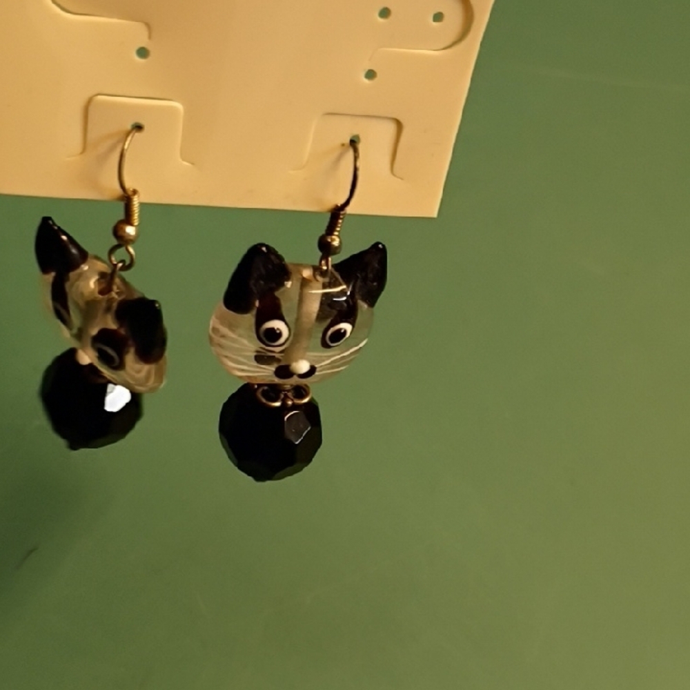 Chic Black and White Cat Earrings